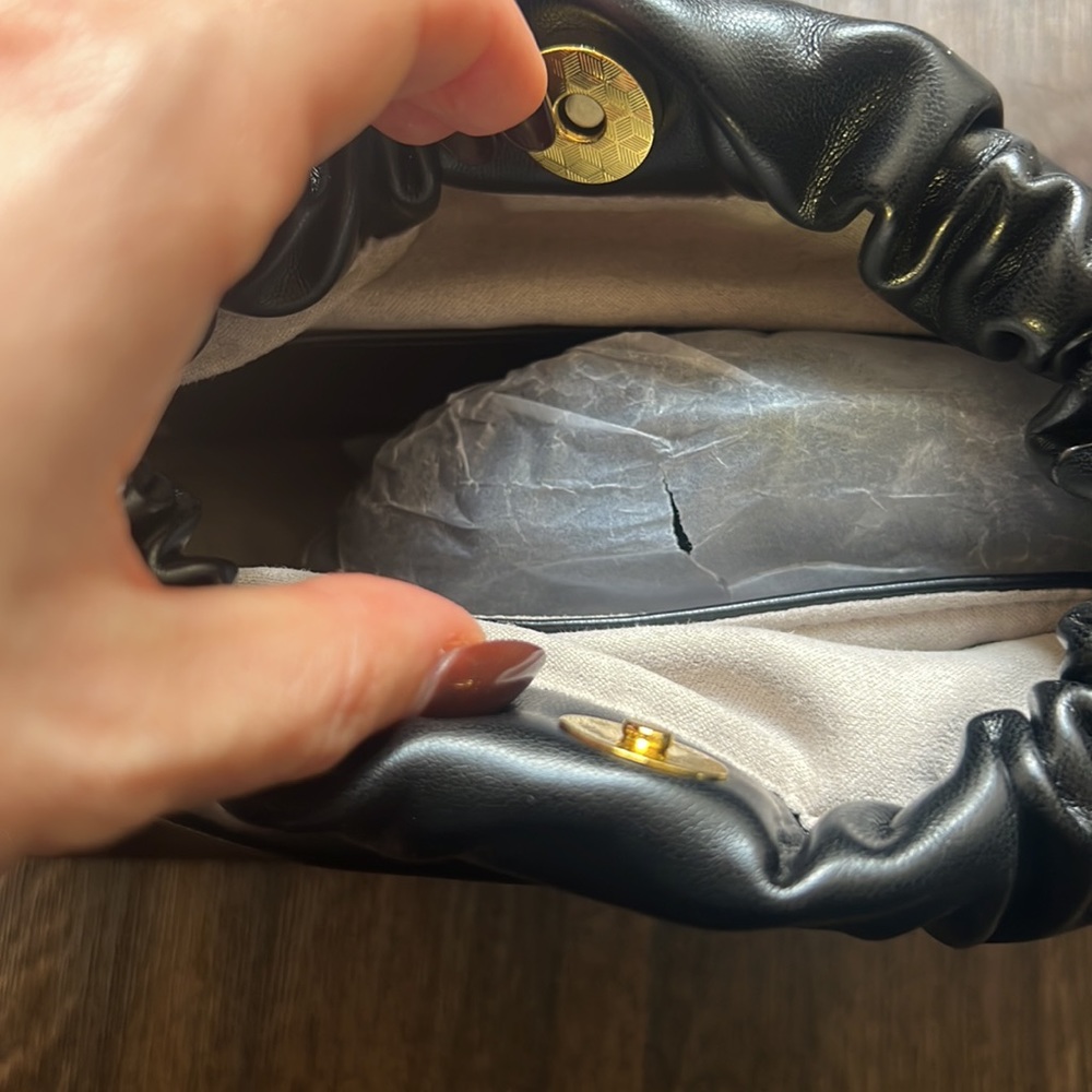 Drawstring Handbag - Black - Picture 6 of 6